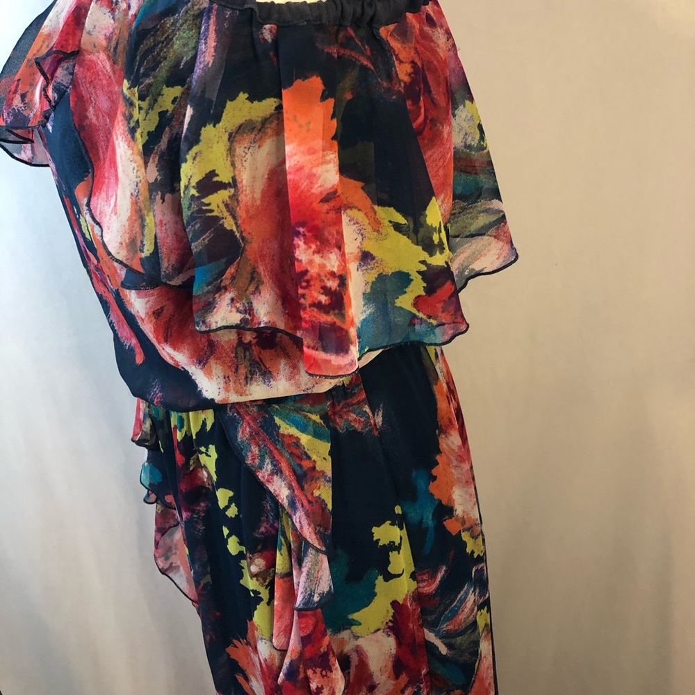 BOGO🖤 RUBBER DUCKY FLORAL STRAPLESS MAXI RUFFLE - Picture 6 of 8